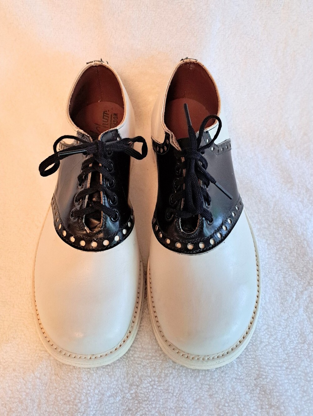 SCHOOL CHUM Vintage Saddle Shoes - Never Worn - Size: 1.5